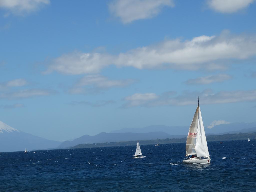 Apart & Tour Puerto Varas Bagian luar foto